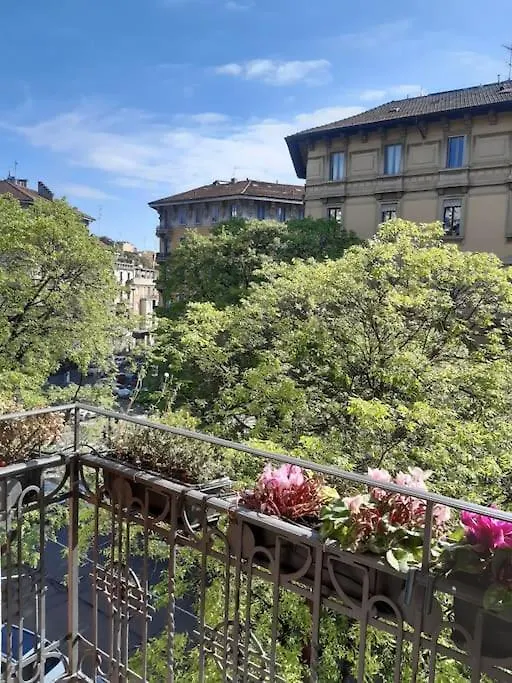 Peaceful Apartment In Porta Venezia Milano 0*,