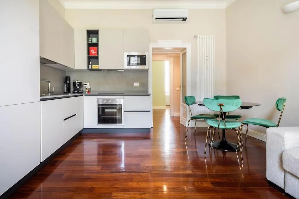 Peaceful Apartment In Porta Venezia Μιλάνο Ιταλία
